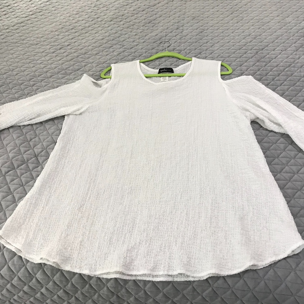 Yuchi Cold Shoulder Top/Tunic